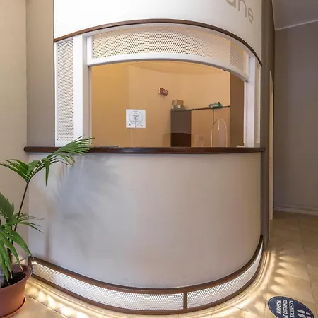 Stylish Le Fontane 2 Bedrapt T6 Sleeps 6 *