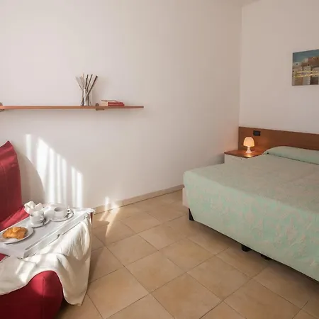 Stylish Le Fontane 2 Bedrapt T6 Sleeps 6 Apartman