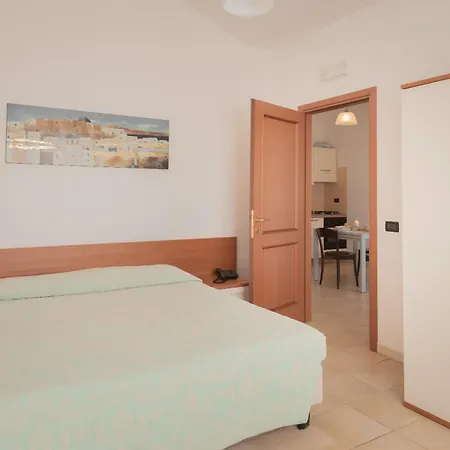 Stylish Le Fontane 2 Bedrapt T6 Sleeps 6 Apartman Villasimius