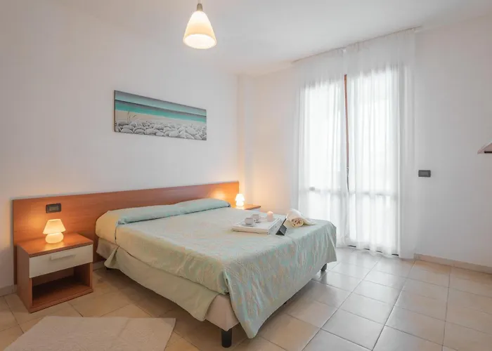 Stylish Le Fontane 2 Bedrapt T6 Sleeps 6 Appartement Villasimius
