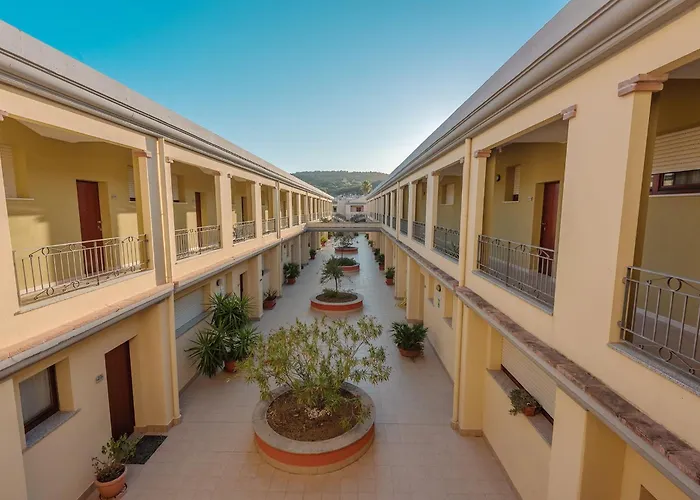 Stylish Le Fontane 2 Bedrapt T6 Sleeps 6 * Villasimius