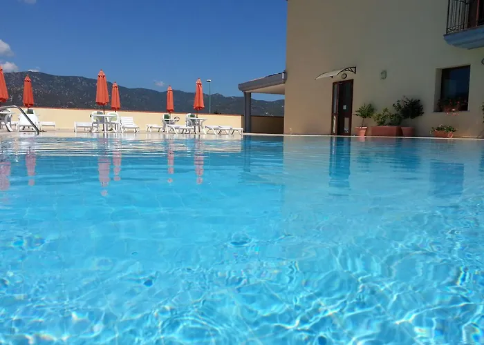 Stylish Le Fontane 2 Bedrapt T6 Sleeps 6 Appartement