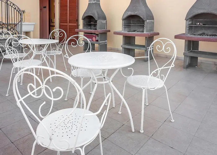 Stylish Le Fontane 2 Bedrapt T6 Sleeps 6 Appartement Villasimius