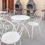 Stylish Le Fontane 2 Bedrapt T6 Sleeps 6 Apartment Villasimius