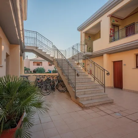 Stylish Le Fontane 2 Bedrapt T6 Sleeps 6 * Villasimius