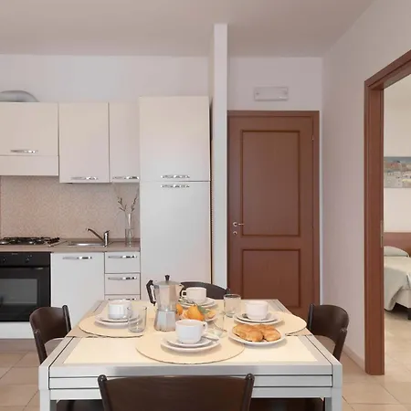 Stylish Le Fontane 2 Bedrapt T6 Sleeps 6 Apartment *